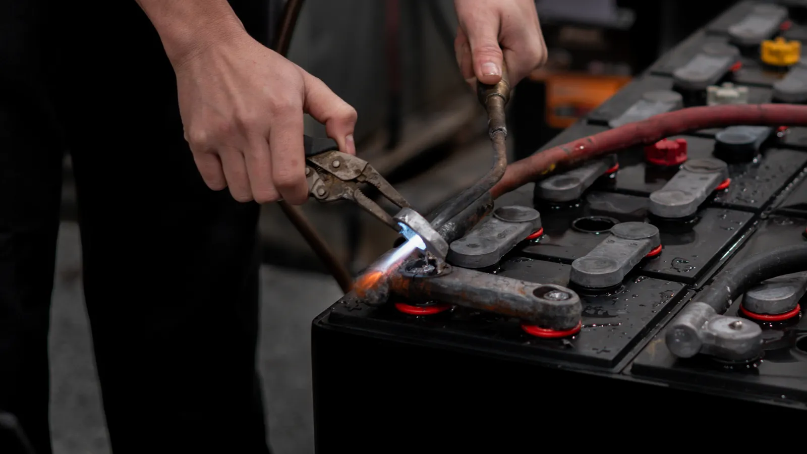 RePower refurbished forklift battery